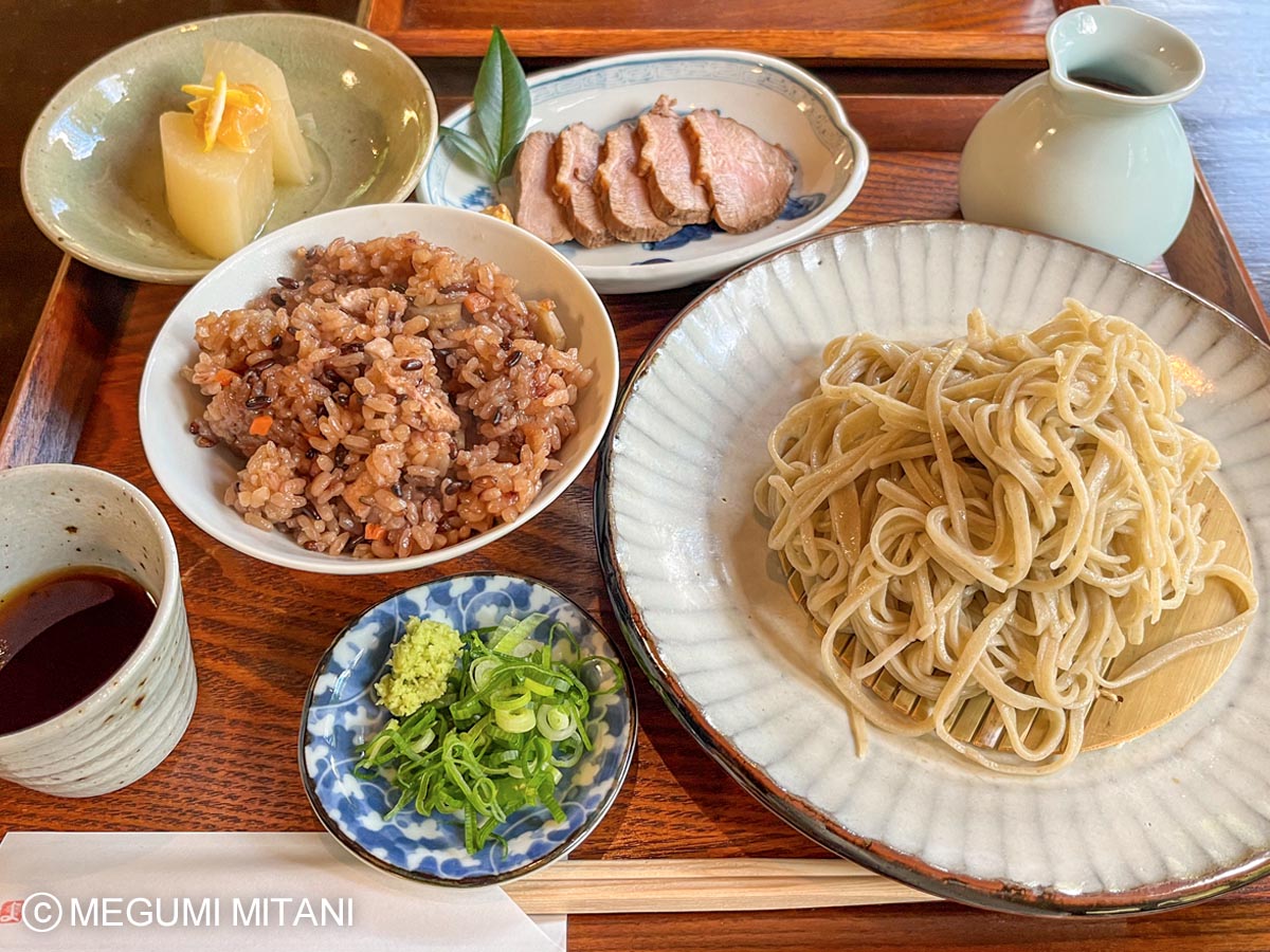 奈良県東吉野村「よしの庵」お蕎麦(c)Megumi Mitani