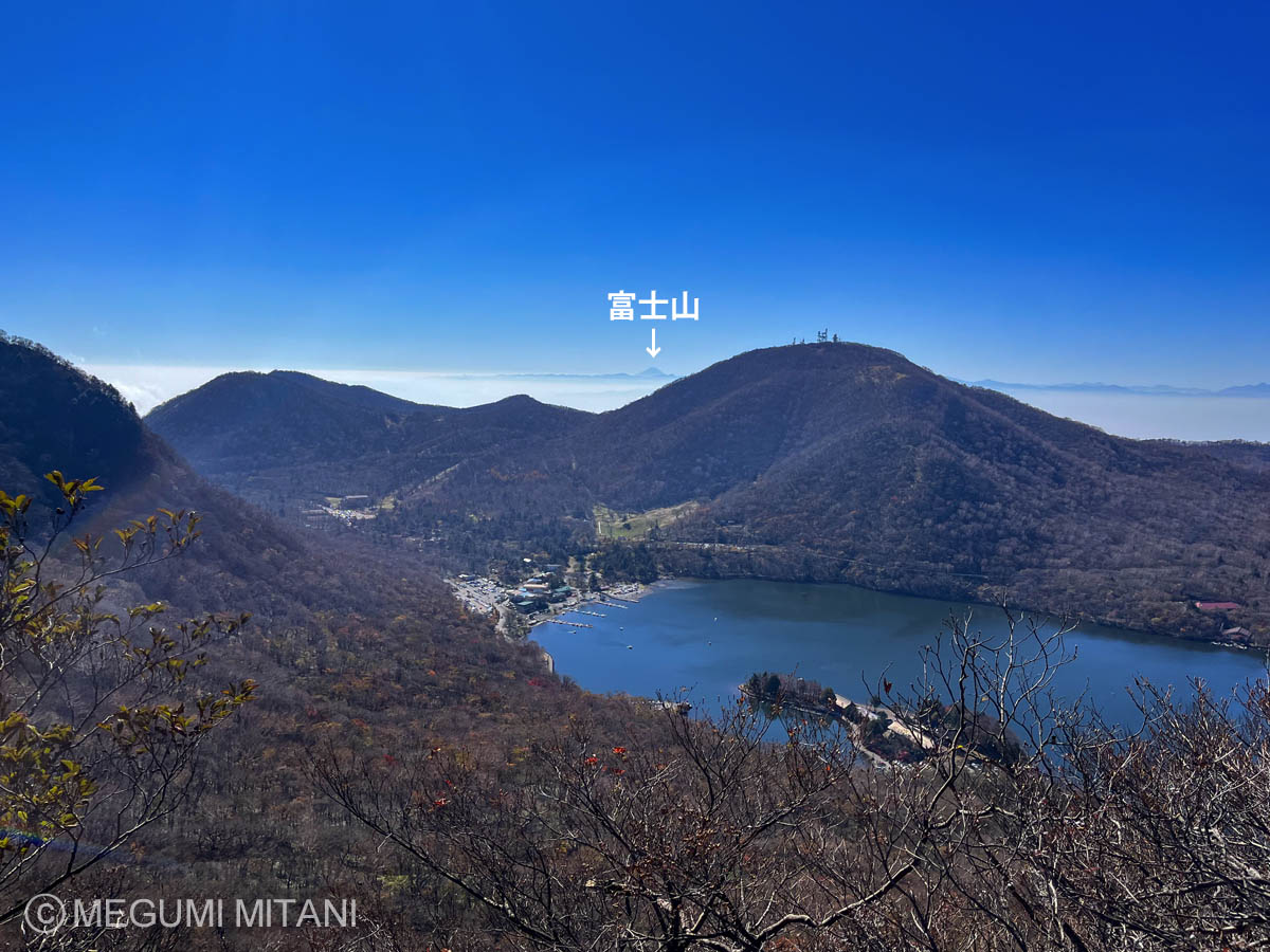 黒檜山から望む富士山(c)Megumi Mitani