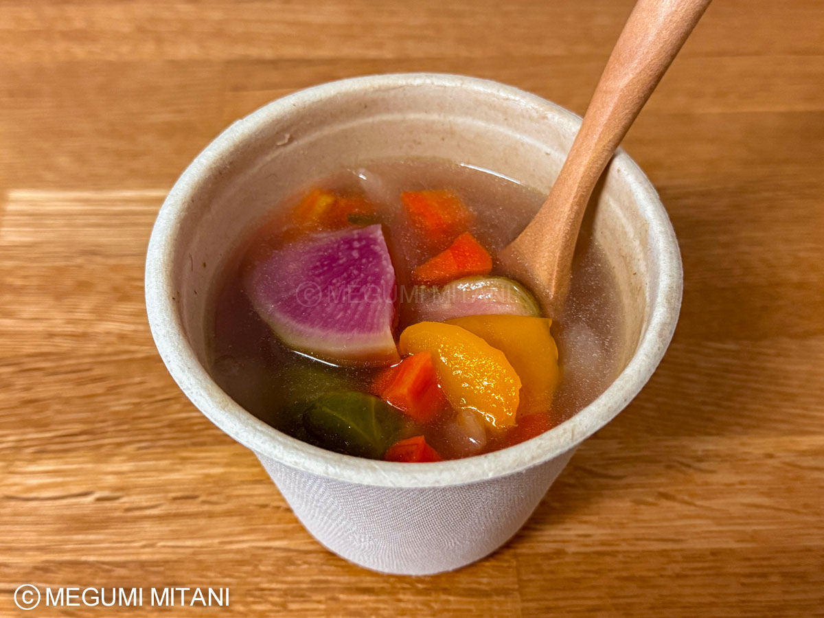 Remo-fasプラントベーススープ洋(c)Megumi Mitani